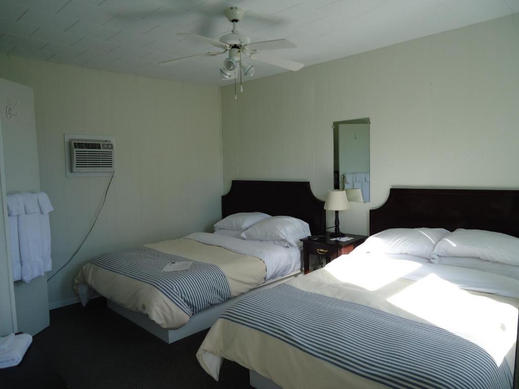 Hôtel-Motel Baie-Ste-Catherine Buitenkant foto